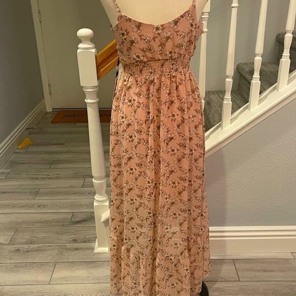 HP 🎉Midi Floral Spaghetti Strap Dress - Picture 4 of 8